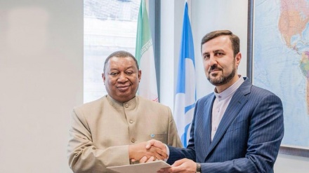 イランがOPECの非政治化を求める