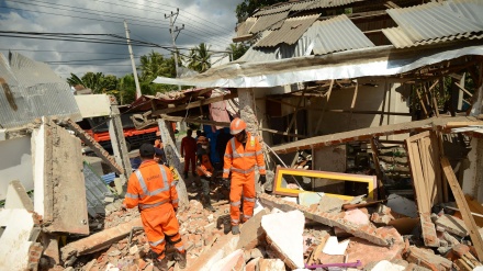 Mindestens 142 Tote bei Erdbeben in Indonesien