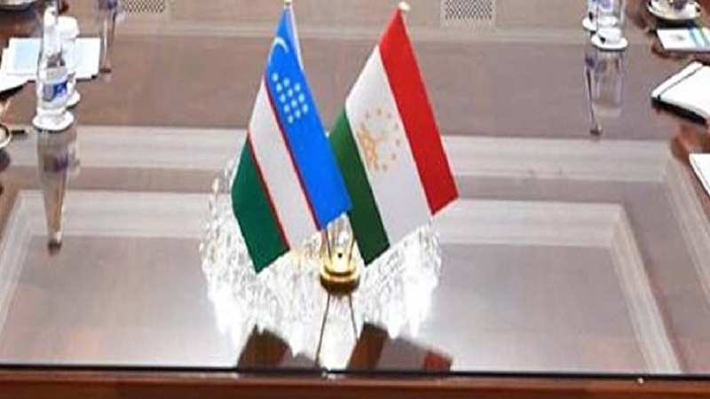 تفسیر- نخستین سفر وزیر دفاع ازبکستان به تاجیکستان پس از استقلال دو کشور