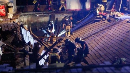Hundreds wounded following collapse of platform at Spanish festival 