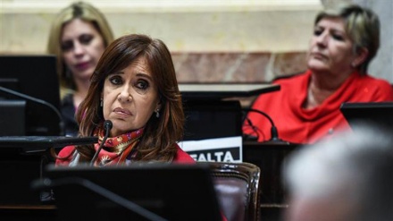 Argentine ex-president allows search of properties in corruption case