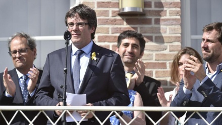 Buch urge a Marlaska a que se autorice el derecho a escolta de Puigdemont en Bélgica