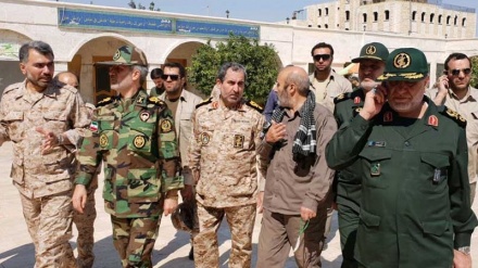 Ministro da Defesa iraniano visita a Aleppo da Síria 