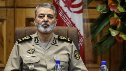 イラン軍総司令官、「イラン全軍は力強く敵に抵抗」