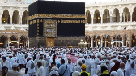 Hajj, Symbol of Obedience to God (10)