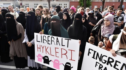 Dinamarca empieza a multar a las mujeres que llevan burka o niqab