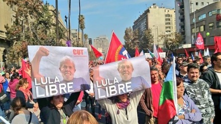 Multitudinaria marcha en Brasil por la libertad de Lula