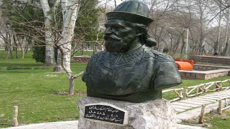 Iraniani Famosi (80): Khaje’ Nezam ol Molk