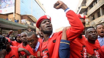Mbunge Bobi Wine ashindwa kufika mahakamani kwa sababu za kiafya
