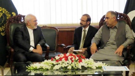 Außenminister Zarif zu Pakistans Parlamentspräsident: Iran wünscht beste Beziehungen zu Islamabad