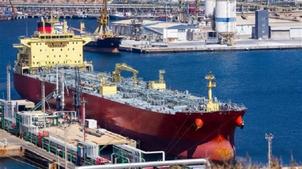 তেলের দাম ৯০ ডলারের কাছে; চাপ বাড়ছে আমেরিকার ওপর