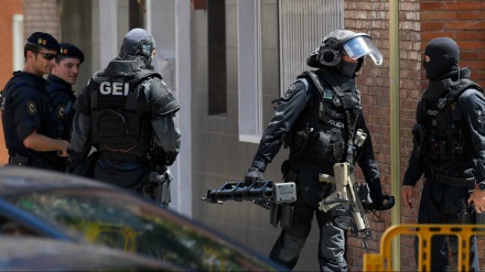 Interior mantiene el nivel 4 de alerta antiterrorista tras ataque de Cornellà