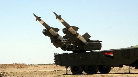 アメリカとその同盟国の攻撃に備え、シリア航空防衛隊が臨戦態勢