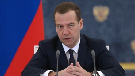 ロシア首相、世界のドル依存度の低下を予測