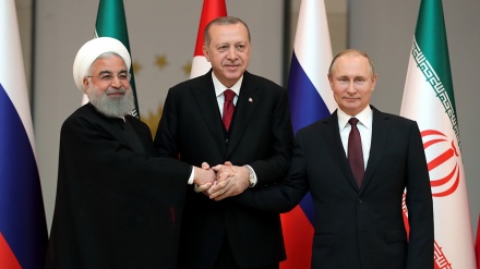 Presidente turco visita Teerã para conversações sobre a Síria
