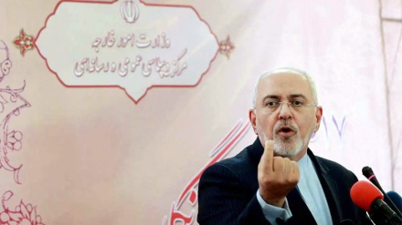 Zarif: Irã nem otimista, nem pessimista sobre ofertas de conversas nos EUA