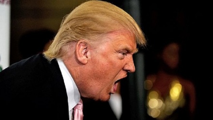 アメリカ人の若年女性の７０％が、同国大統領に不満