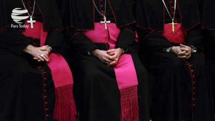Iglesia española no investigará abusos sexuales de sacerdotes en el pasado
