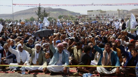 Qindra mijëra jemenas festuan Festën e Ghadirit në pjesë të ndryshme të Jemenit