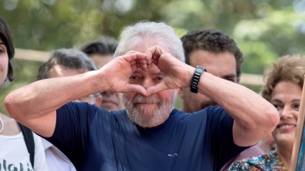 Partido dos Trabalhadores insiste em Lula para candidato às presidenciais
