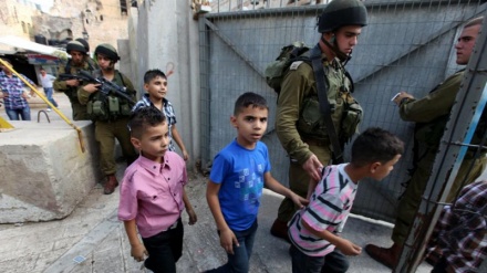 Izraeli privon 300 fëmijë palestinezë nga e drejta e arsimimit