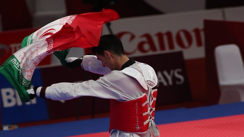 Atletas iranianos, vice-campeonato de luta livre greco-romano  asiático-2018, em Quirguistão. - Pars Today