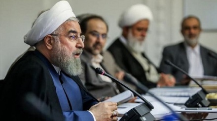 イラン大統領、「敵は、対イラン経済・心理戦を追求」