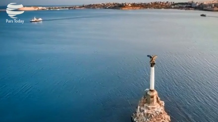 Crimea: trovata bomba su un albero