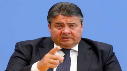 Sigmar Gabriel: Trump, başına buyrukluğun sembolüdür