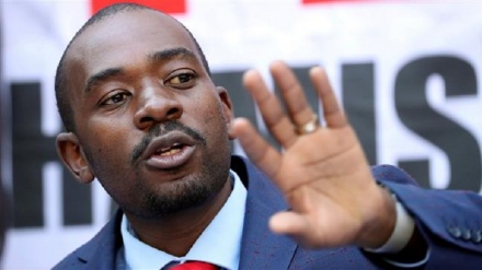 Zimbabwe's Chamisa challenges election result, halts inauguration