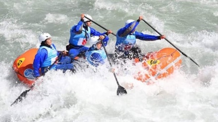 国際ボート競技のラフティング種目Ｕ１９で、イラン女子チームが３位