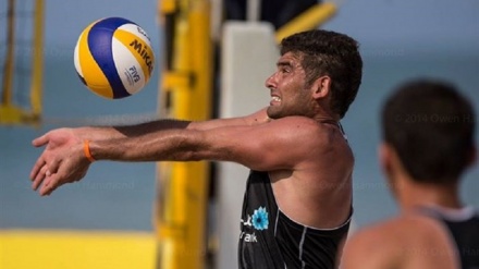 アジア競技大会のビーチバレー、イラン対日本（動画）