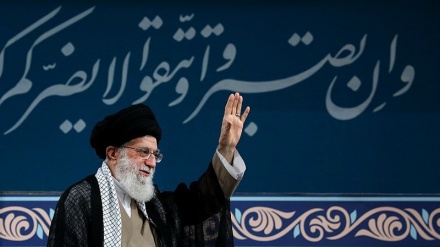Iran, 40 Tahun Pasca Revolusi Islam (3)