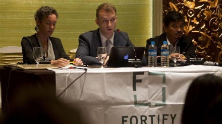 Myanmar aid restrictions likely 'war crime': Rights group