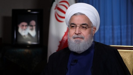 鲁哈尼：特朗普的目的是在伊朗制造心理战