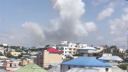 Several casualties as car bombing rocks Somalia's capital