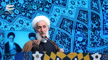 Tehroni cumə nımoji xətib: Azərbaycan Respublika millət İmom Huseyni aşiğonin, dıvlət bəpe çəvon əzodorəti vədə mane nıbu.