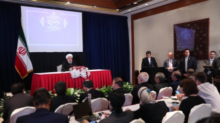 Presidente Rouhani em uma conferência de imprensa em Nova York