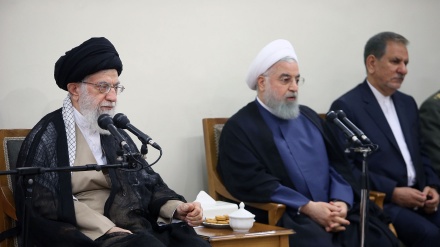 浅析伊斯兰革命领袖会见总统及政府内阁成员发表的讲话