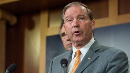 アメリカ上院議員、イランとの戦争を防ぐ法案を提起