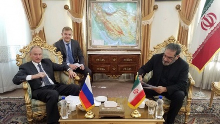 イラン国家安全保障最高評議会書記、地域・国際問題に関するイランとロシアの意見交換を強調