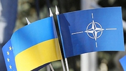 NATO-ja paralajmëron Rusinë për veprimet ushtarake në kufi me Ukrainën