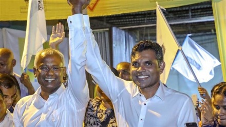 Maldives opposition leader wins presidential vote, urges incumbent to accept defeat