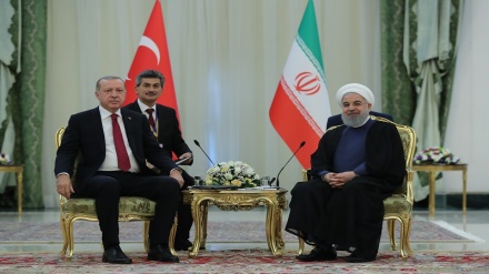 İran ve Türkiye Cumhurbaşkanları ikili ve bölgesel ilişkileri görüştüler 