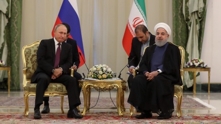 Ruhani ve Putin arasında görüşmede ikili işbirliklerin geliştirilmesine vurgu yapıldı 