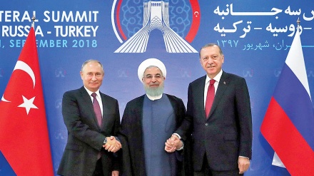 イラン、トルコ、ロシアの首脳会合が実施、シリア・イドリブのテロの根絶に向けた真剣な意志を示す