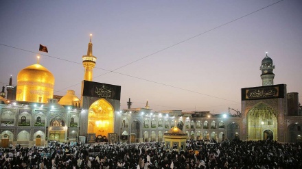 Le sanctuaire de l'Imam Reza au début du Muharram