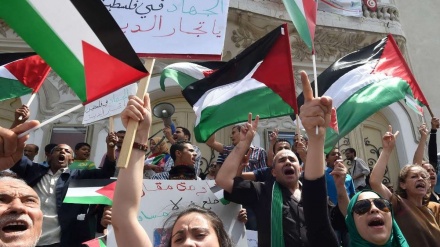  تظاهرات کارمندان آنروا در غزه در اعتراض به حمایت مدیر این آژانس از اسرائیل