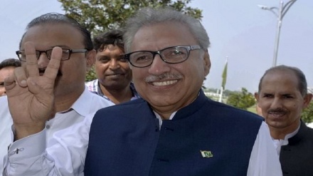 Ligjvënësit pakistanezë zgjedhin presidentin e ri