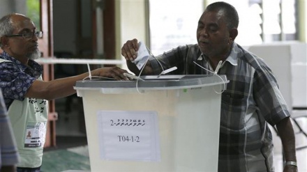 Voting begins in Maldives presidential election